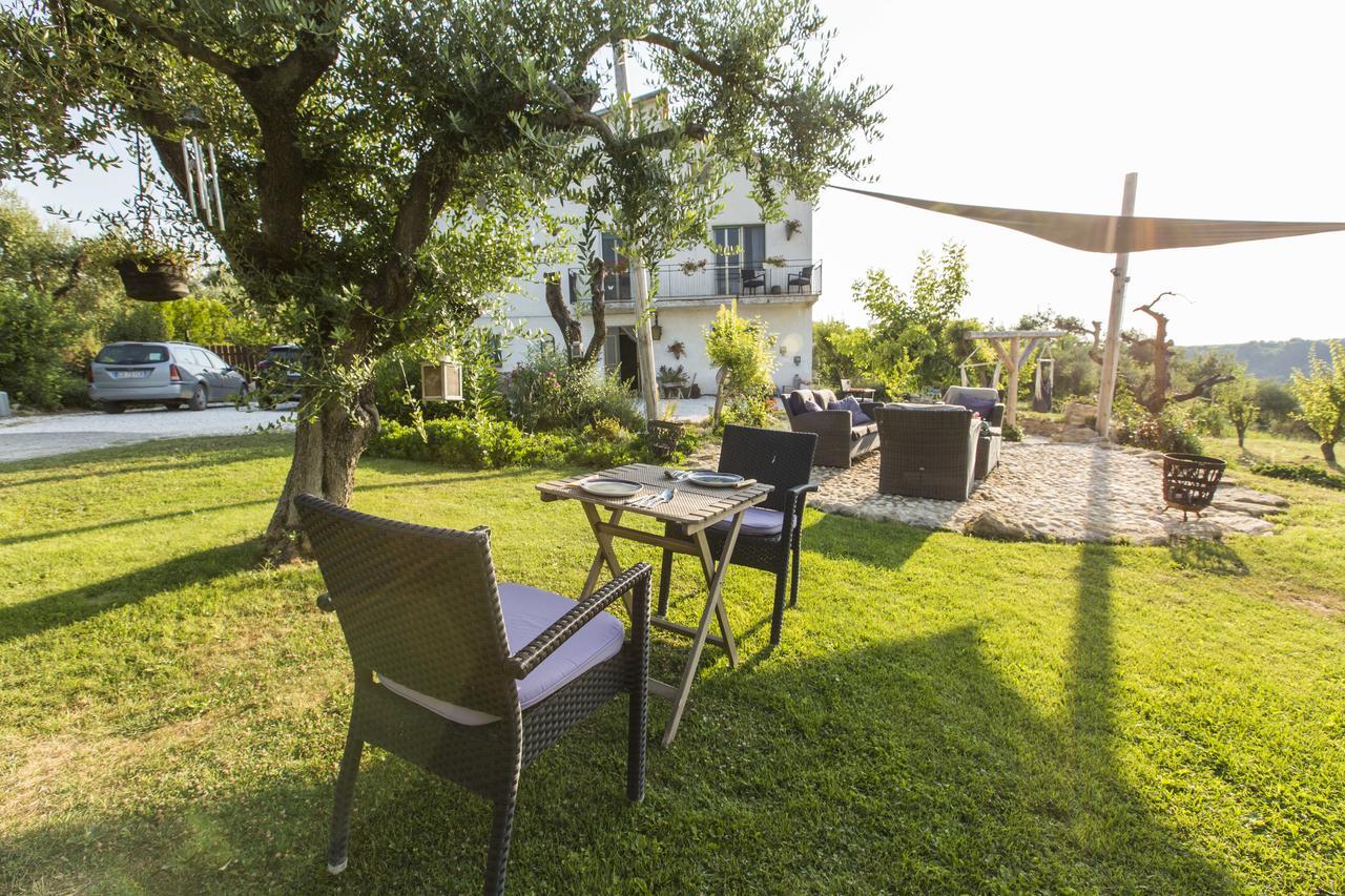 Bed and Breakfast Casa La Farfalla Bianca Canosa Sannita Exterior foto